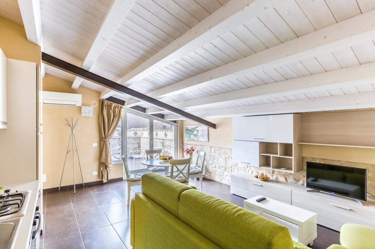 Modica For Family - Rooms And Apartments Exterior photo