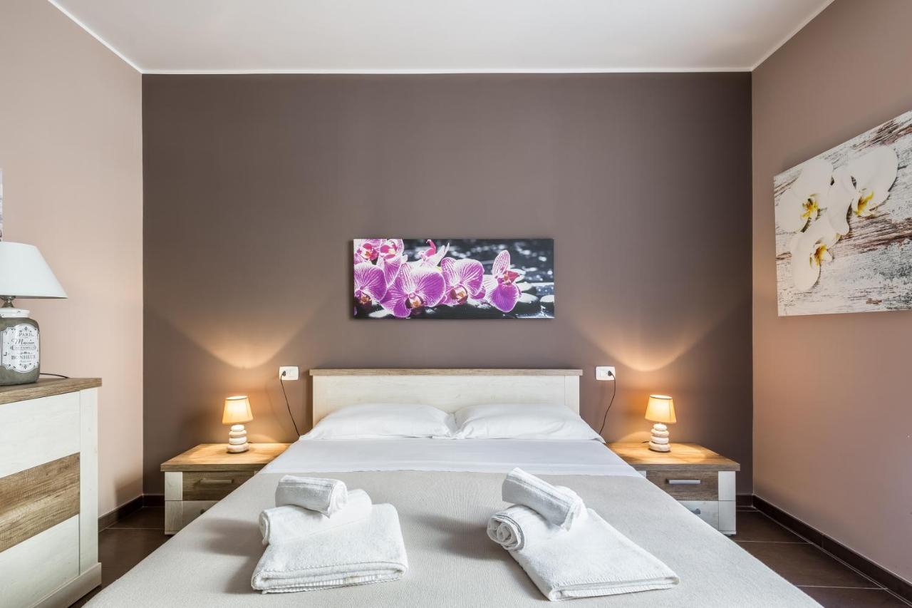 Modica For Family - Rooms And Apartments Exterior photo